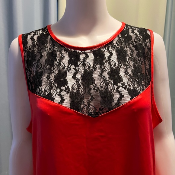 Lady in reeed 💃🏻 - Picture 3 of 3